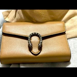 Dionysus GG Supreme chain wallet tan women’s